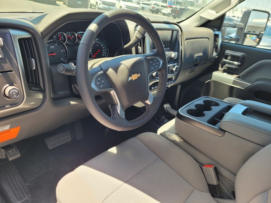 2023 Chevrolet Silverado 5500HD Roseville CA