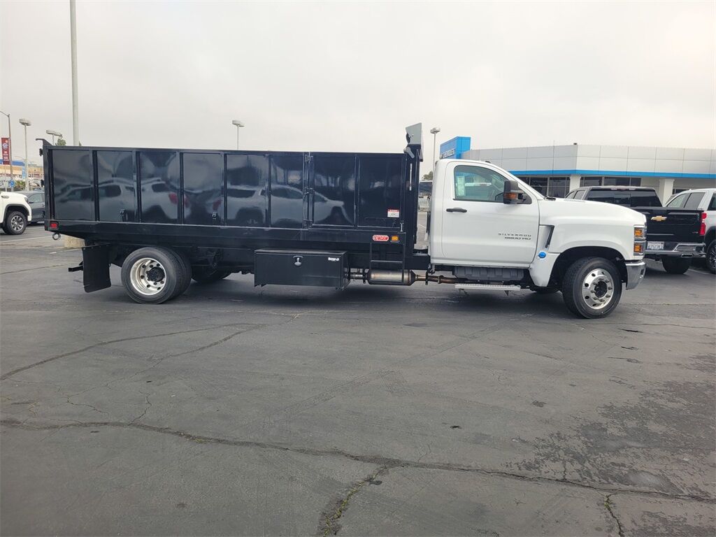 2023 Chevrolet Silverado 5500HD