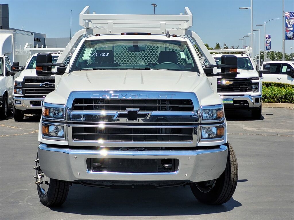 2023 Chevrolet Silverado 5500HD 1WT