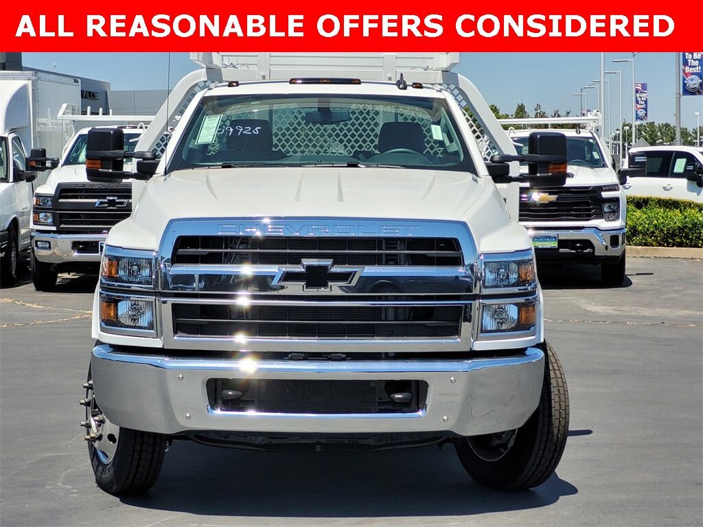 2023 Chevrolet Silverado 5500HD 1WT