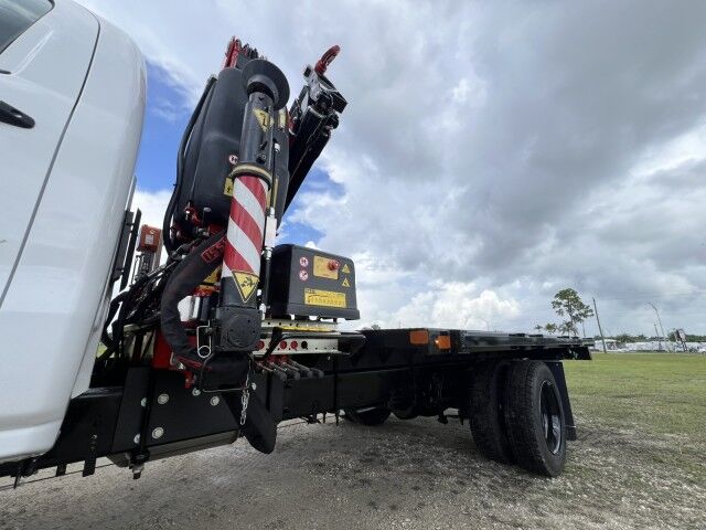 2023 Chevrolet Silverado 6500 HD Steel Flatbed Truck with FASSI F85 Active Knuckle Boom Crane Homestead FL
