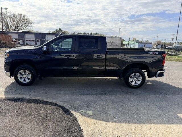 2023 Chevrolet Silverado LT 1500 Crew Cab 4x4 LT