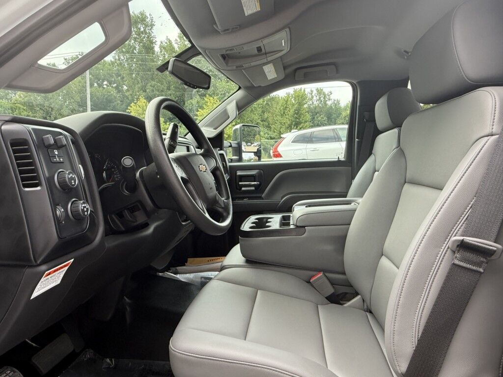 2023 Chevrolet Silverado MD WT Reg Cab 4X4 Duramax Diesel **Only 340 Miles** Maumee OH