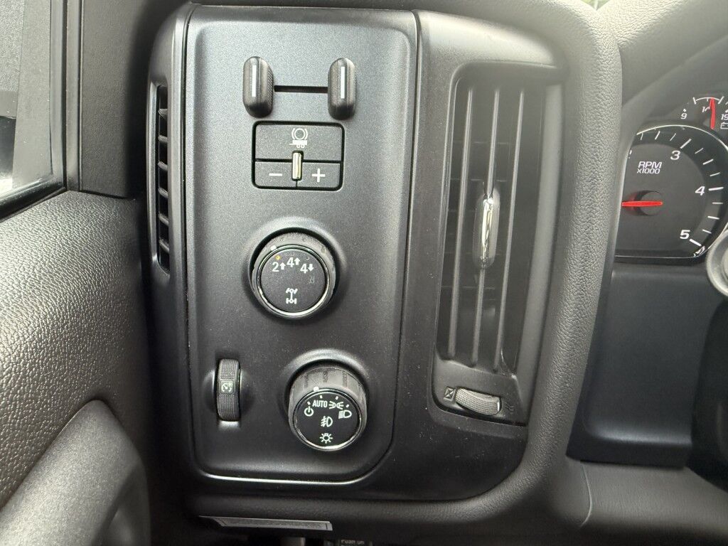 2023 Chevrolet Silverado MD WT Reg Cab 4X4 Duramax Diesel **Only 340 Miles** Maumee OH