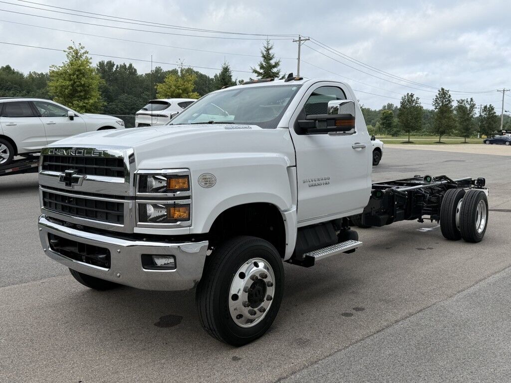 2023 Chevrolet Silverado MD WT Reg Cab 4X4 Duramax Diesel **Only 340 Miles** Maumee OH
