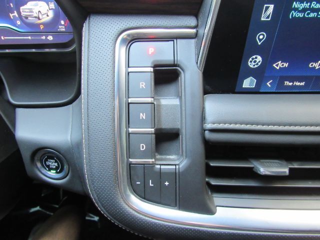 2023 Chevrolet Suburban 4WD Premier Plano TX