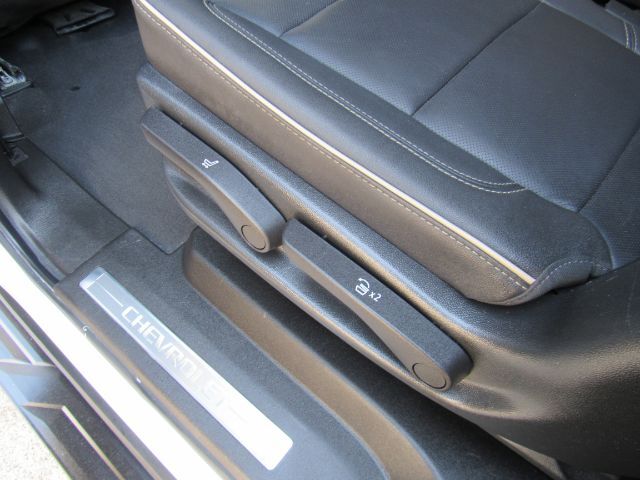 2023 Chevrolet Suburban 4WD Premier Plano TX