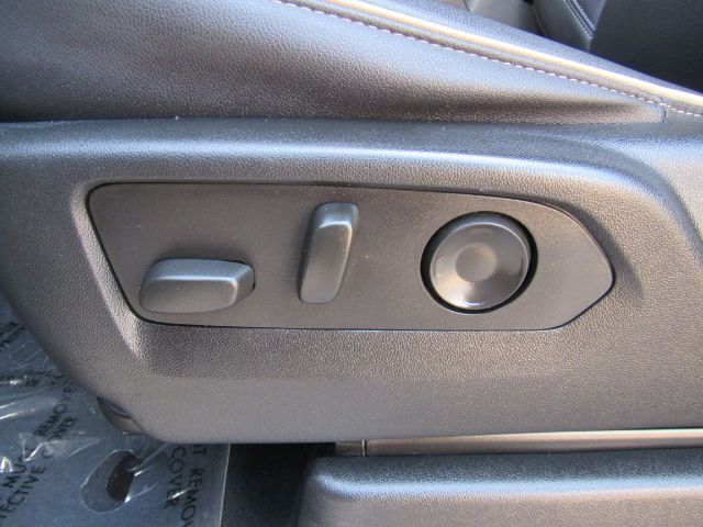 2023 Chevrolet Suburban 4WD Premier Plano TX