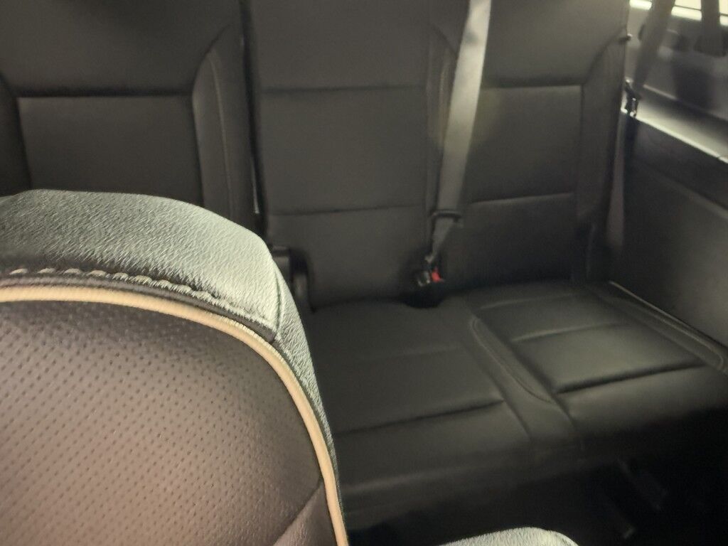 2023 Chevrolet Suburban 4WD Premier W/Premium Pkg/Panoramic Sunroof Maumee OH