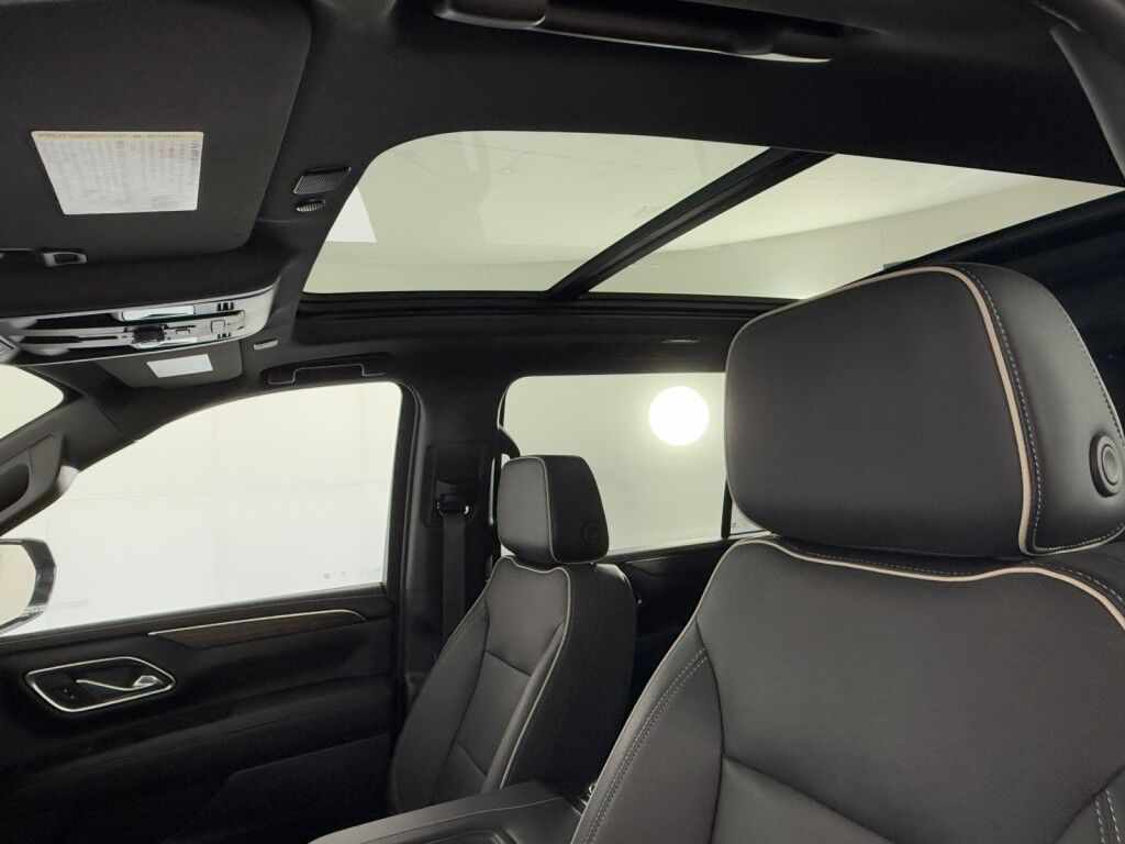2023 Chevrolet Suburban 4WD Premier W/Premium Pkg/Panoramic Sunroof Maumee OH