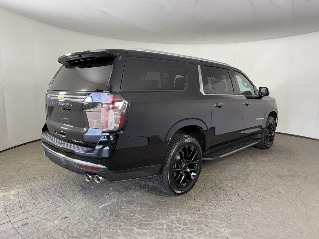 2023 Chevrolet Suburban 4WD Premier W/Premium Pkg/Panoramic Sunroof Maumee OH