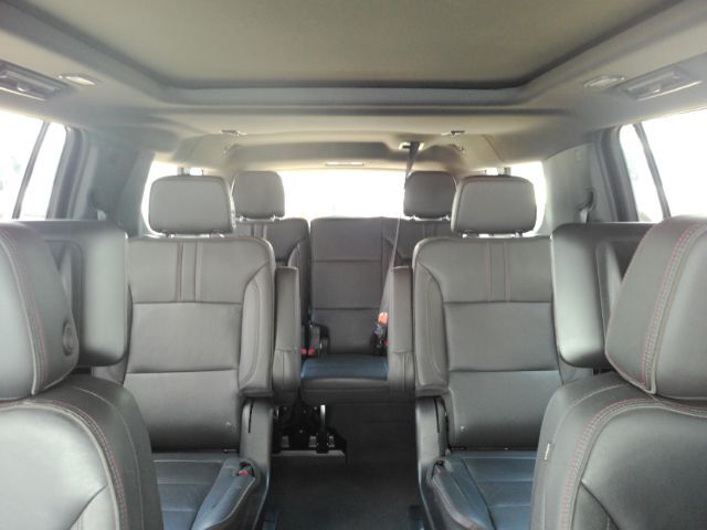 2023 Chevrolet Suburban 4WD RST Plano TX