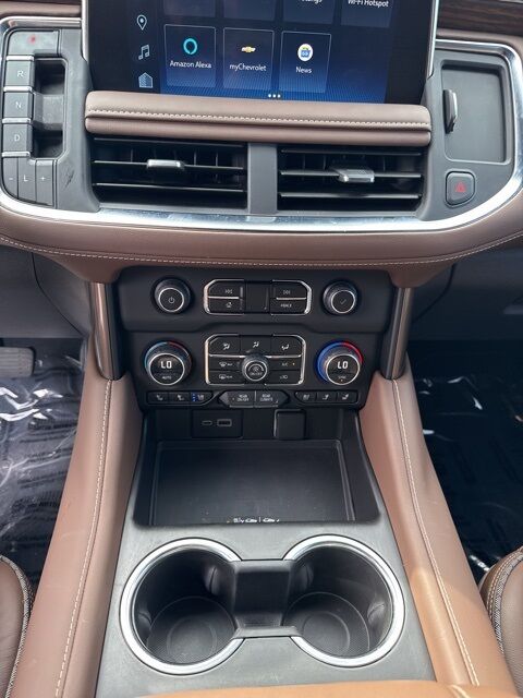 2023 Chevrolet Suburban High Country  TX