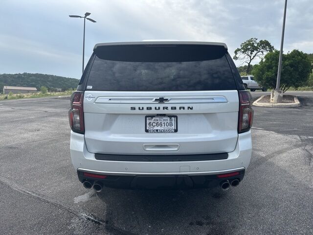 2023 Chevrolet Suburban High Country  TX