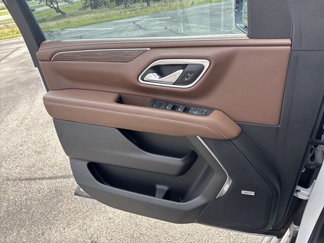 2023 Chevrolet Suburban High Country  TX
