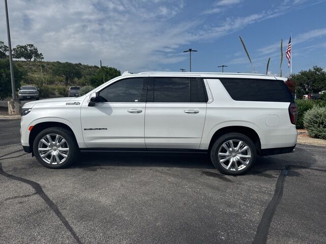 2023 Chevrolet Suburban High Country  TX