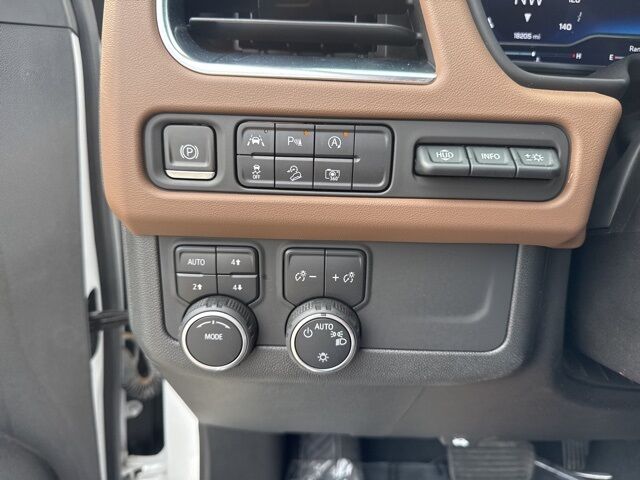2023 Chevrolet Suburban High Country  TX