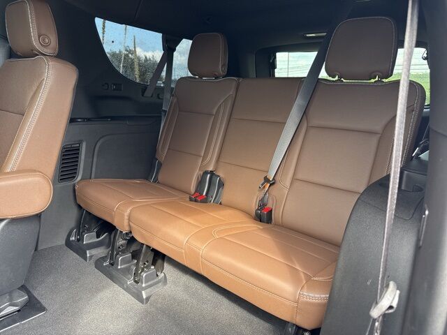 2023 Chevrolet Suburban High Country  TX