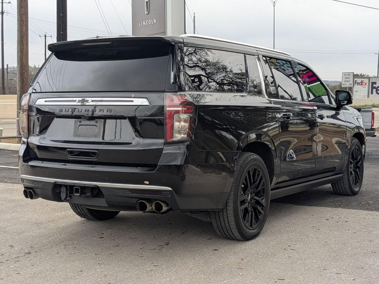 2023 Chevrolet Suburban High Country