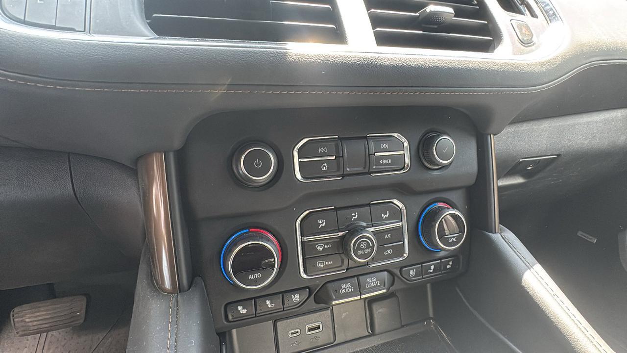 2023 Chevrolet Suburban High Country  Selma TX