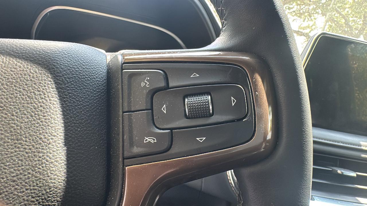 2023 Chevrolet Suburban High Country  Selma TX