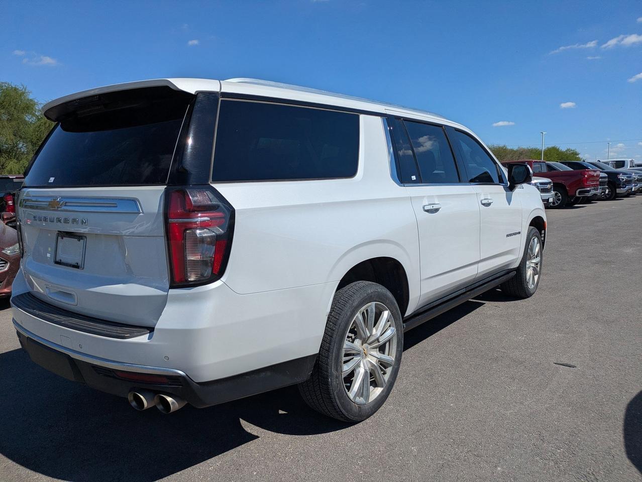 2023 Chevrolet Suburban High Country