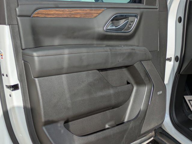 2023 Chevrolet Suburban High Country Castroville TX