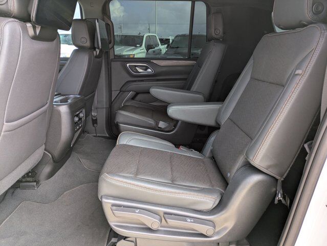 2023 Chevrolet Suburban High Country Castroville TX