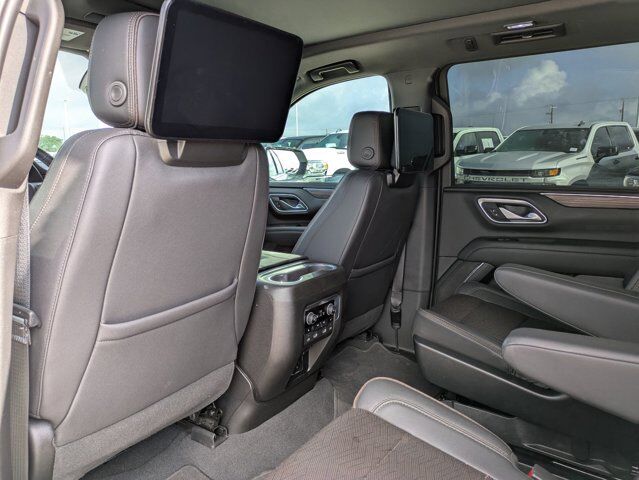 2023 Chevrolet Suburban High Country Castroville TX