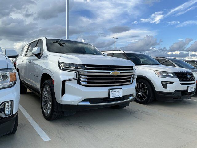 2023 Chevrolet Suburban High Country Castroville TX
