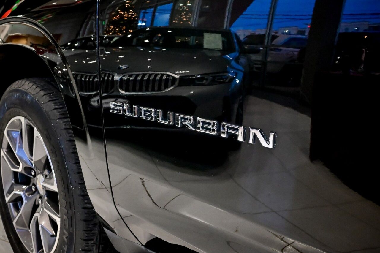 2023 Chevrolet Suburban LS, 20'' Ma chine Polished Wheels Springfield NJ