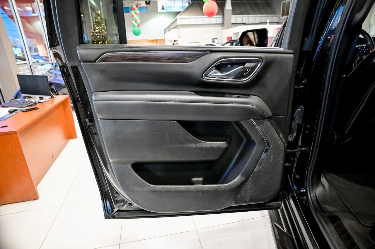 2023 Chevrolet Suburban LS, 20'' Ma chine Polished Wheels Springfield NJ