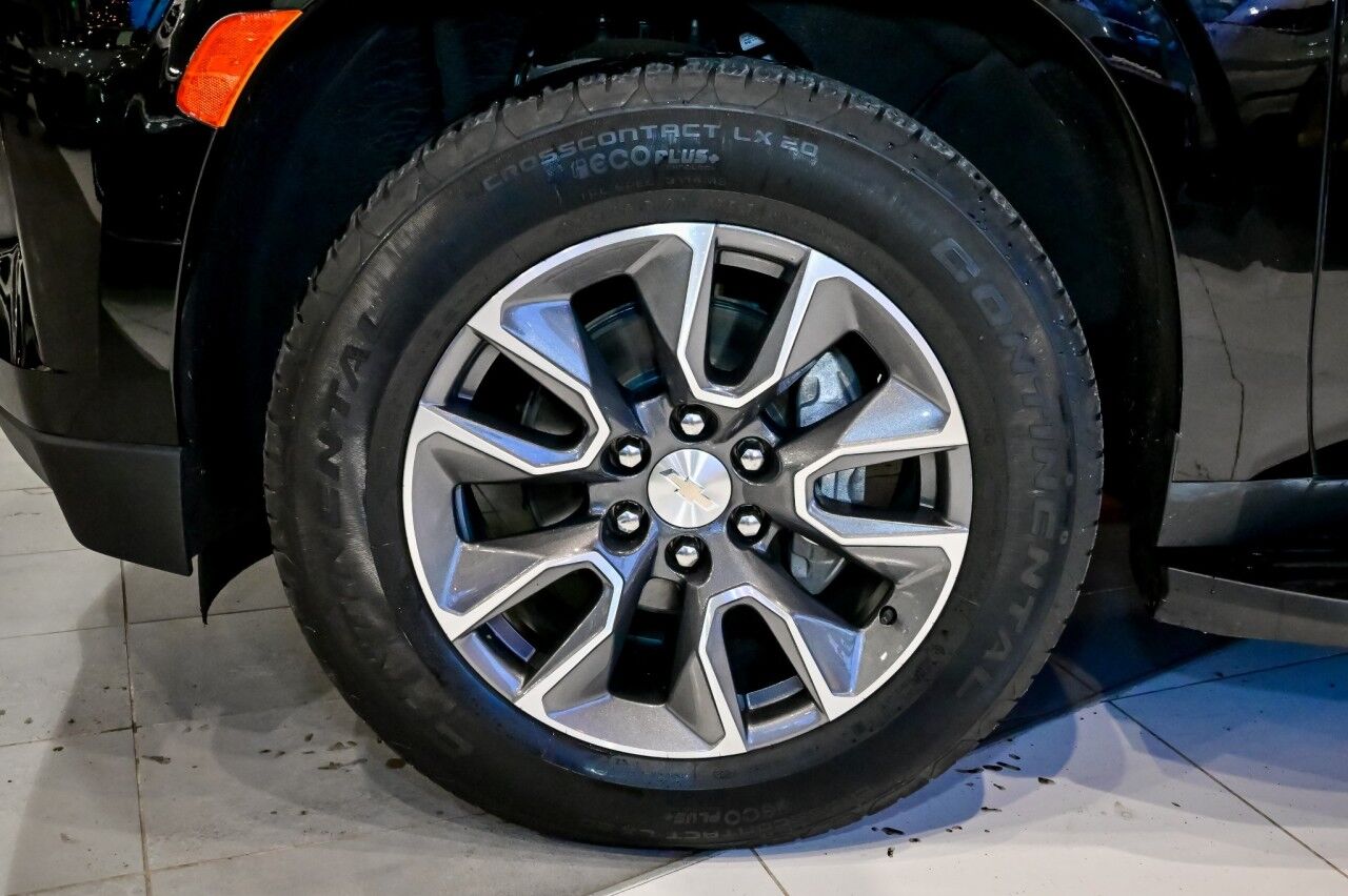 2023 Chevrolet Suburban LS, 20'' Ma chine Polished Wheels Springfield NJ