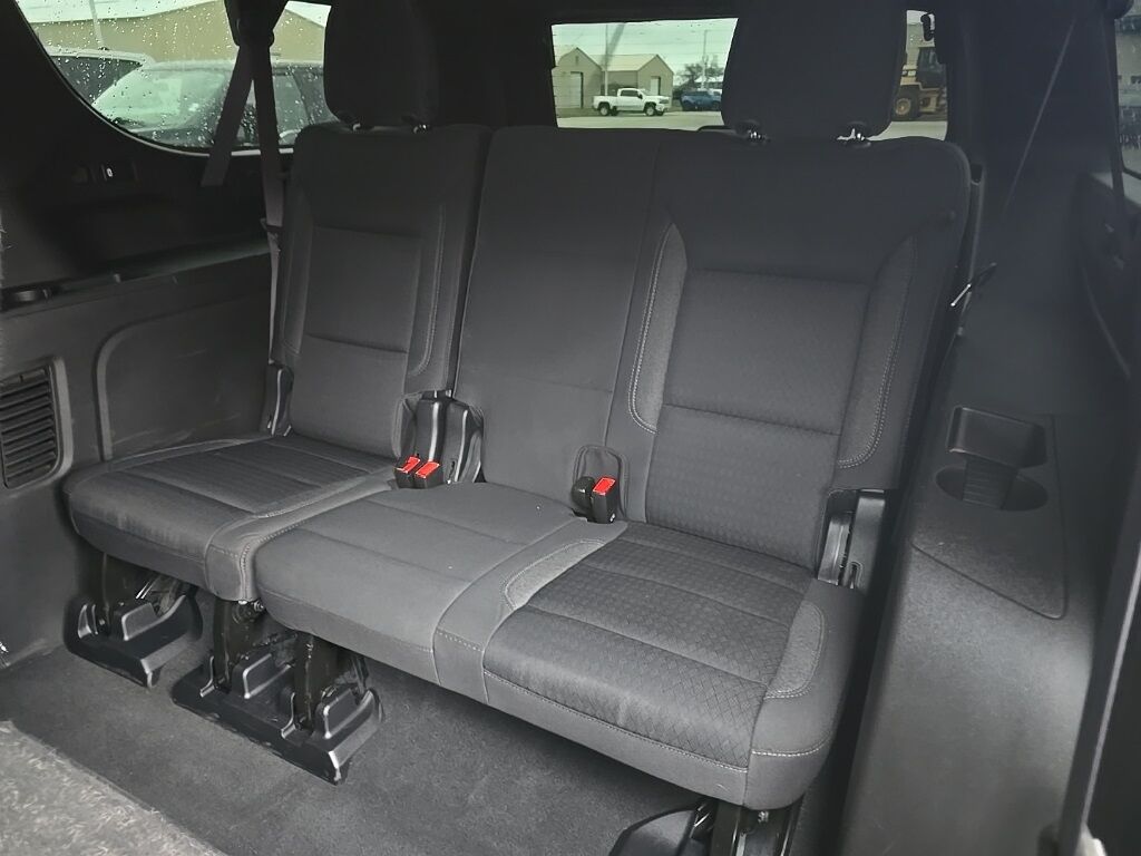 2023 Chevrolet Suburban LS 4WD Minocqua WI