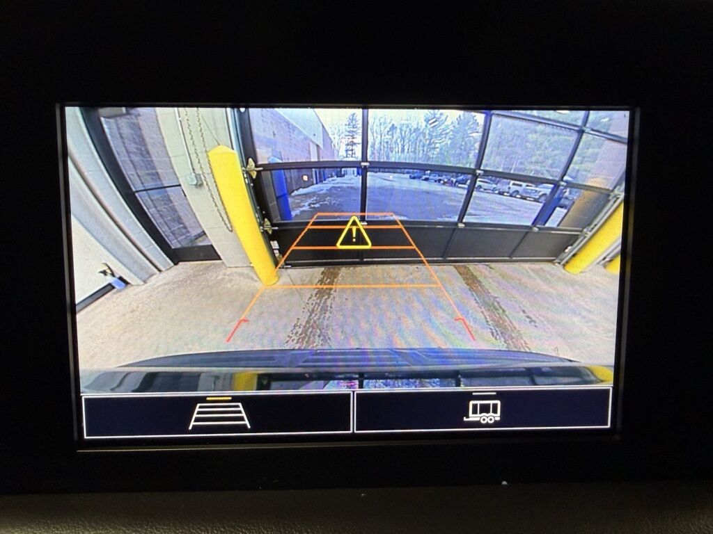 2023 Chevrolet Suburban LS 4WD Minocqua WI