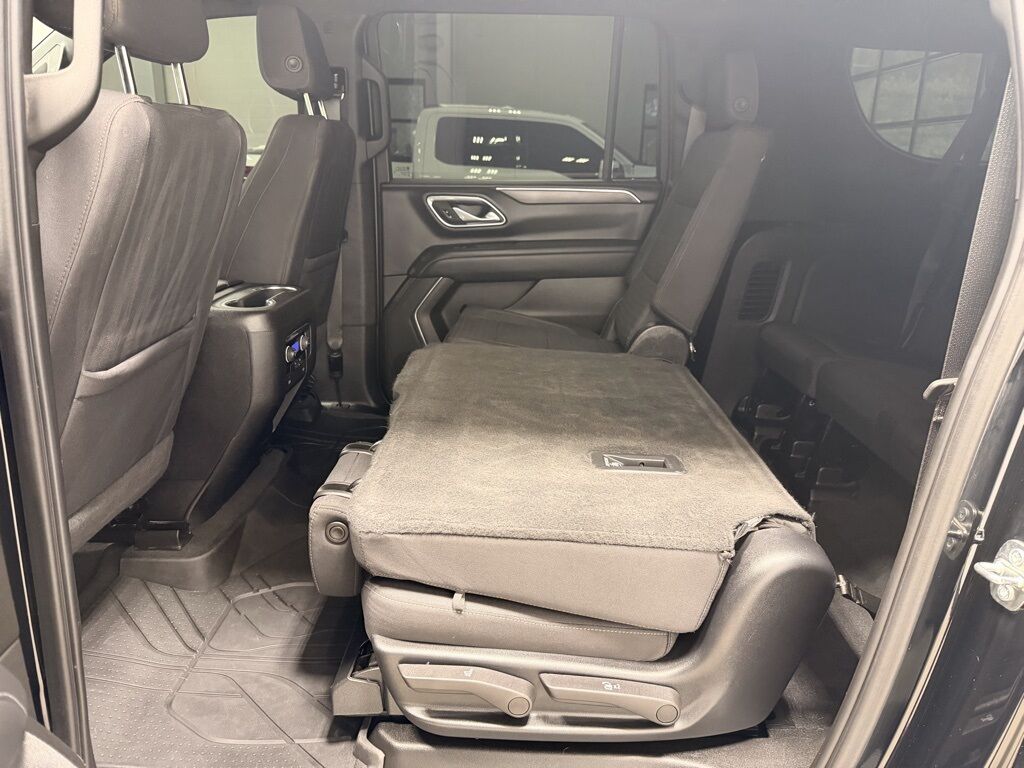 2023 Chevrolet Suburban LS 4WD Minocqua WI