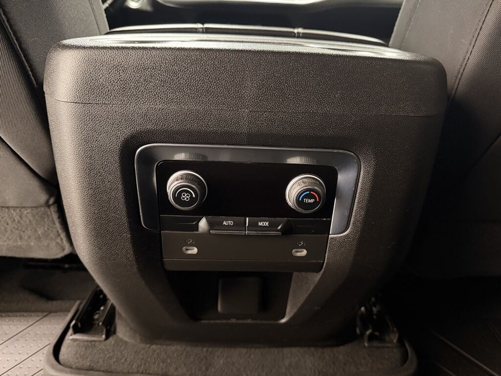 2023 Chevrolet Suburban LS 4WD Minocqua WI