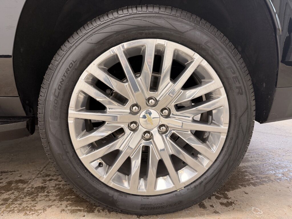 2023 Chevrolet Suburban LS 4WD Minocqua WI