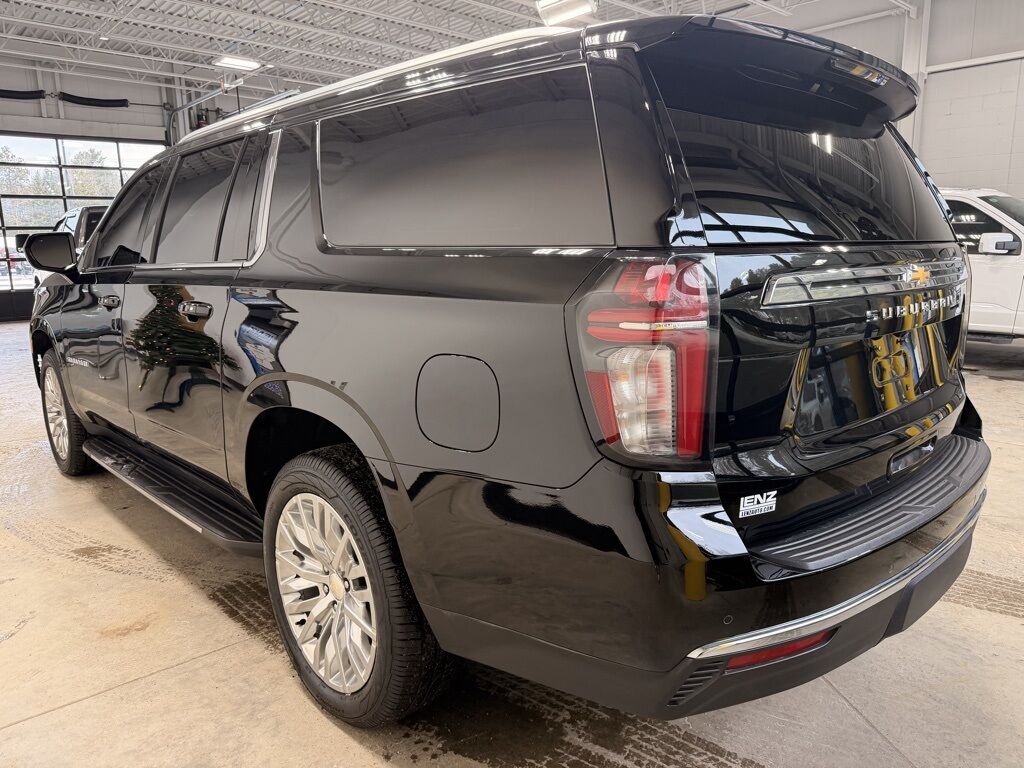 2023 Chevrolet Suburban LS 4WD Minocqua WI