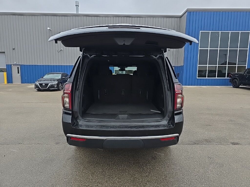 2023 Chevrolet Suburban LS 4WD Minocqua WI