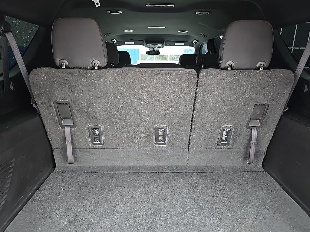 2023 Chevrolet Suburban LS 4WD Minocqua WI