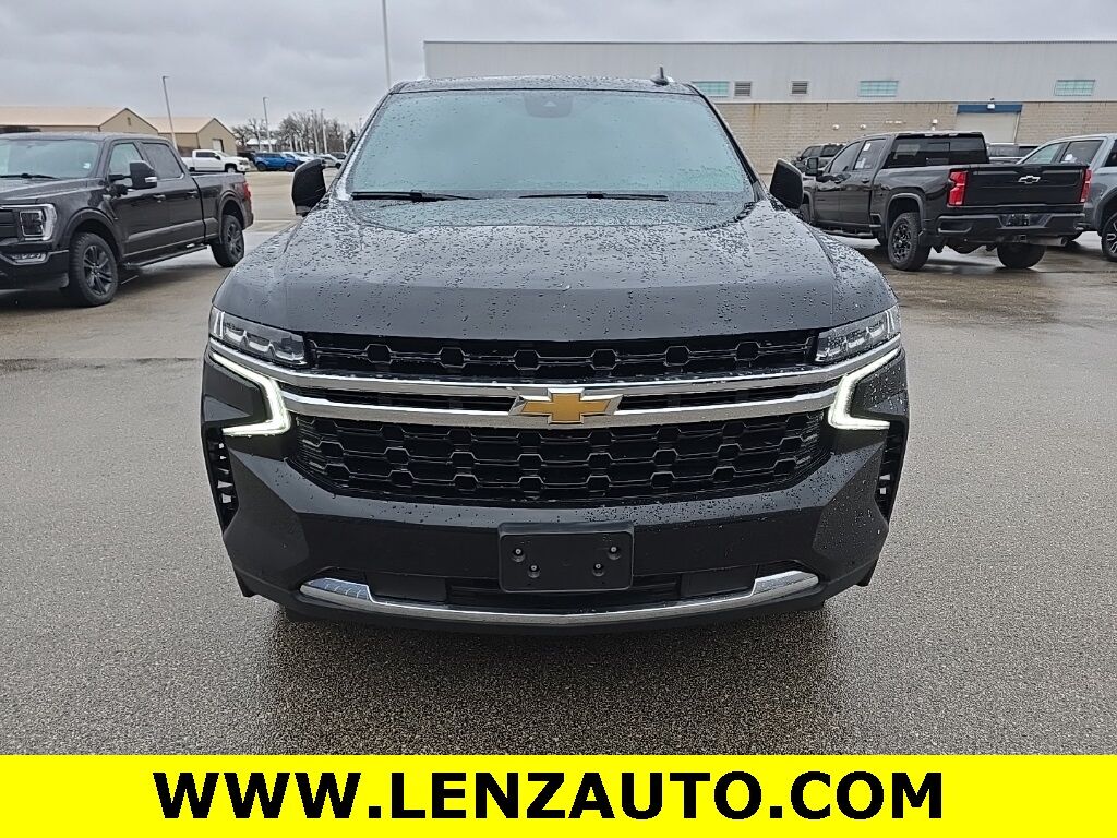 2023 Chevrolet Suburban LS 4WD Minocqua WI