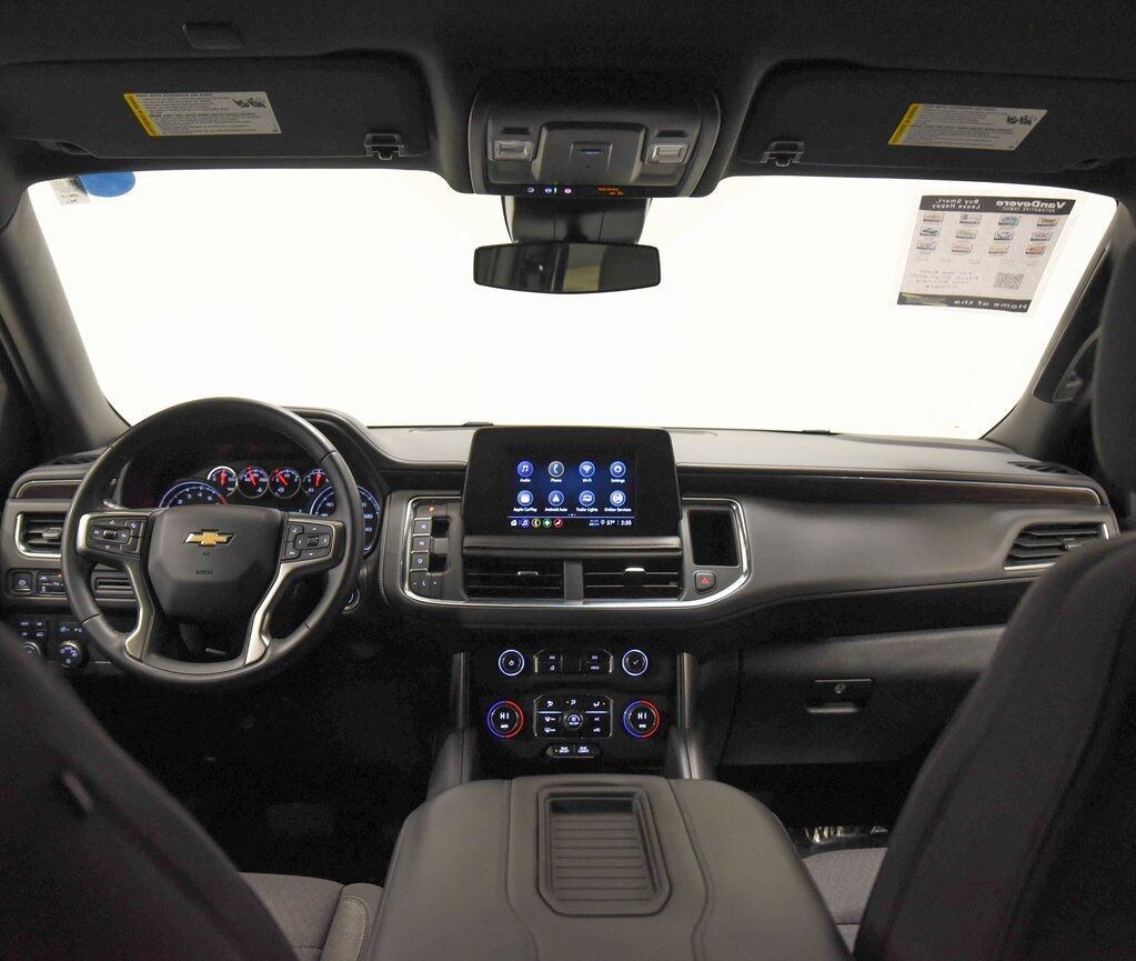 2023 Chevrolet Suburban LS Akron