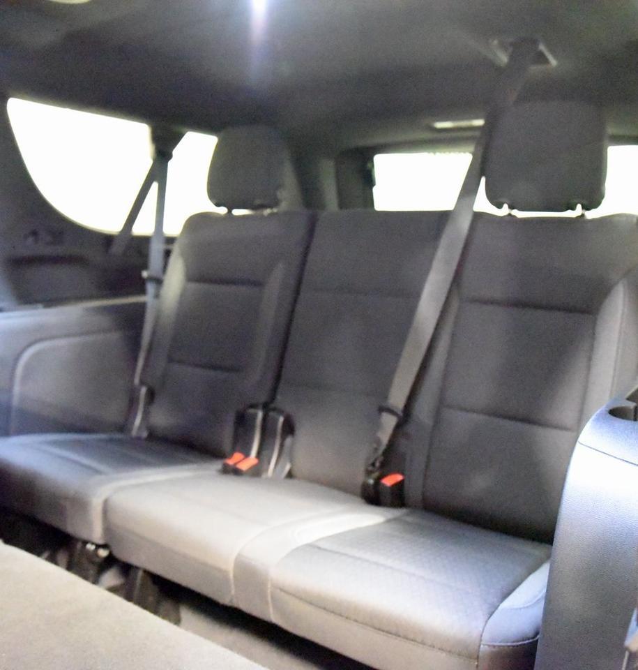 2023 Chevrolet Suburban LS Akron