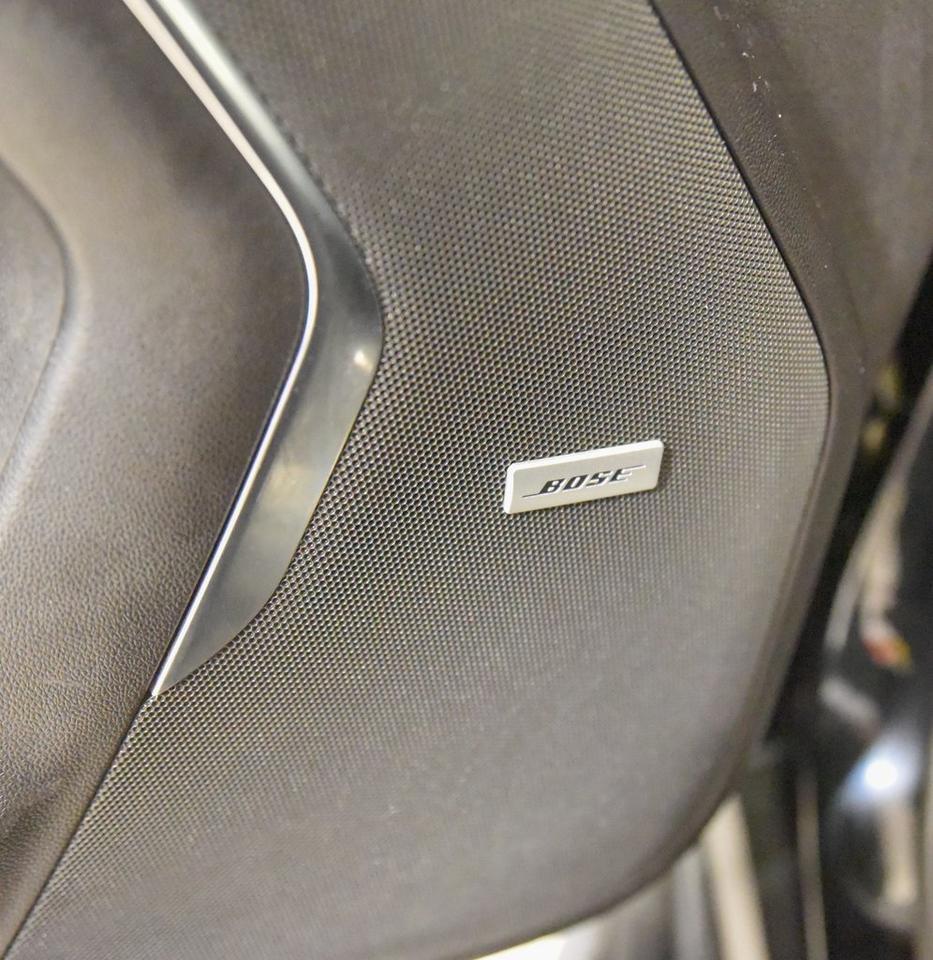 2023 Chevrolet Suburban LT Akron