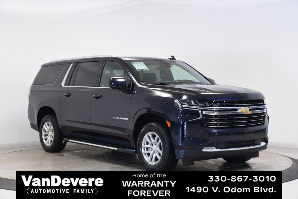 2023 Chevrolet Suburban LT Akron