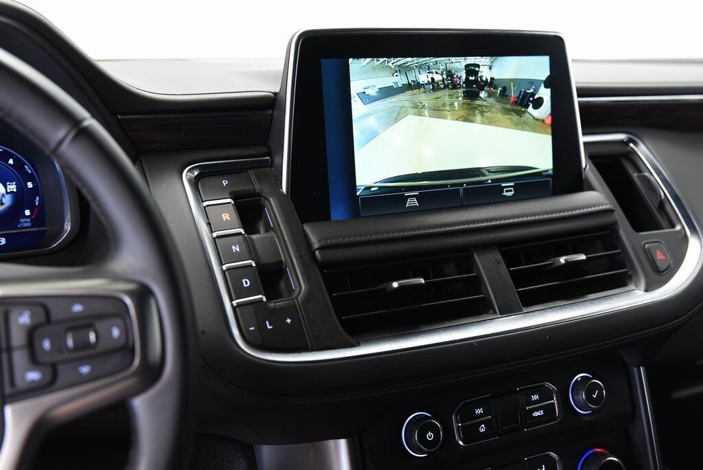 2023 Chevrolet Suburban LT Akron