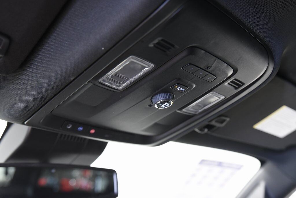 2023 Chevrolet Suburban LT Akron