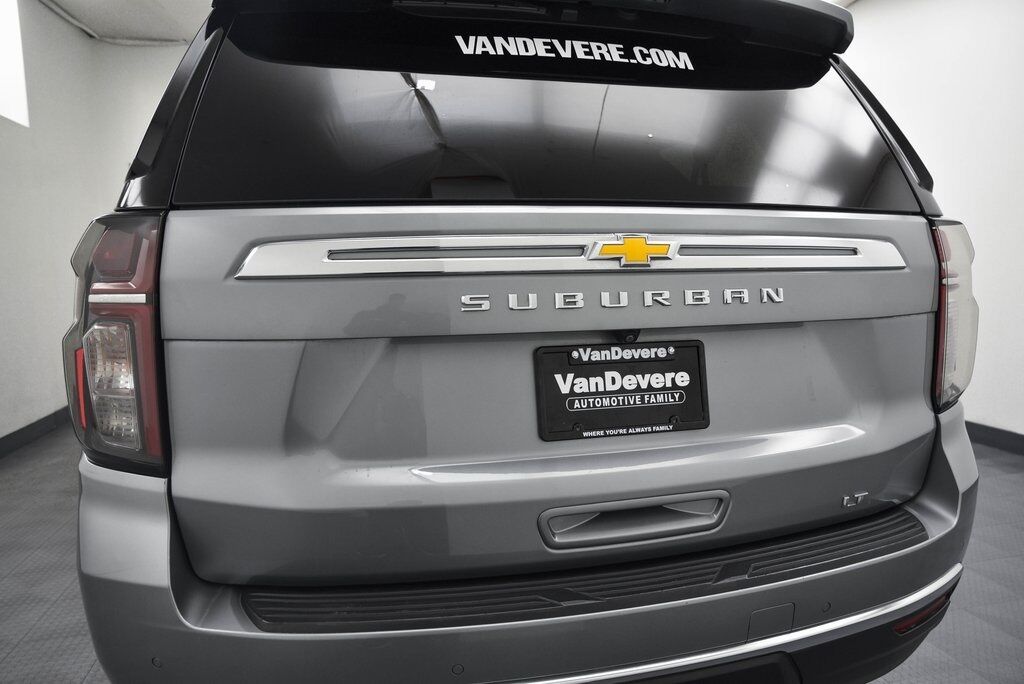 2023 Chevrolet Suburban LT Akron OH