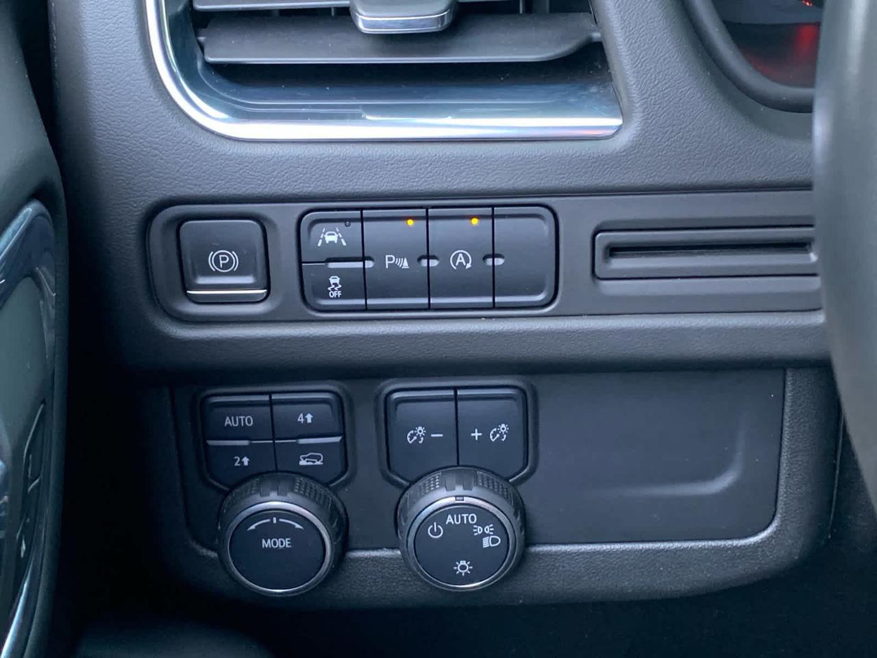 2023 Chevrolet Suburban LT Dartmouth MA